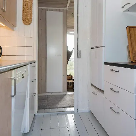 8 Person In Knebel Tatil Evi Ebeltoft